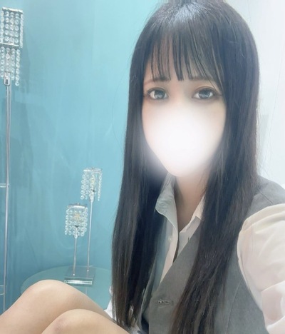 えがお 美乳黒髪清楚系スレンダー(おすすめ)さんの写真