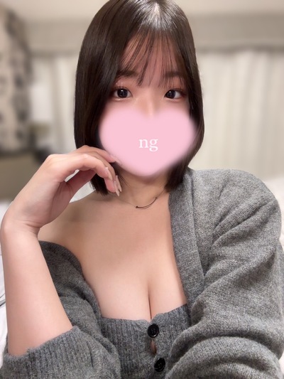 つぼみ ゲキカワ黒髪清楚美巨乳(受付超イチオシ)さんの写真